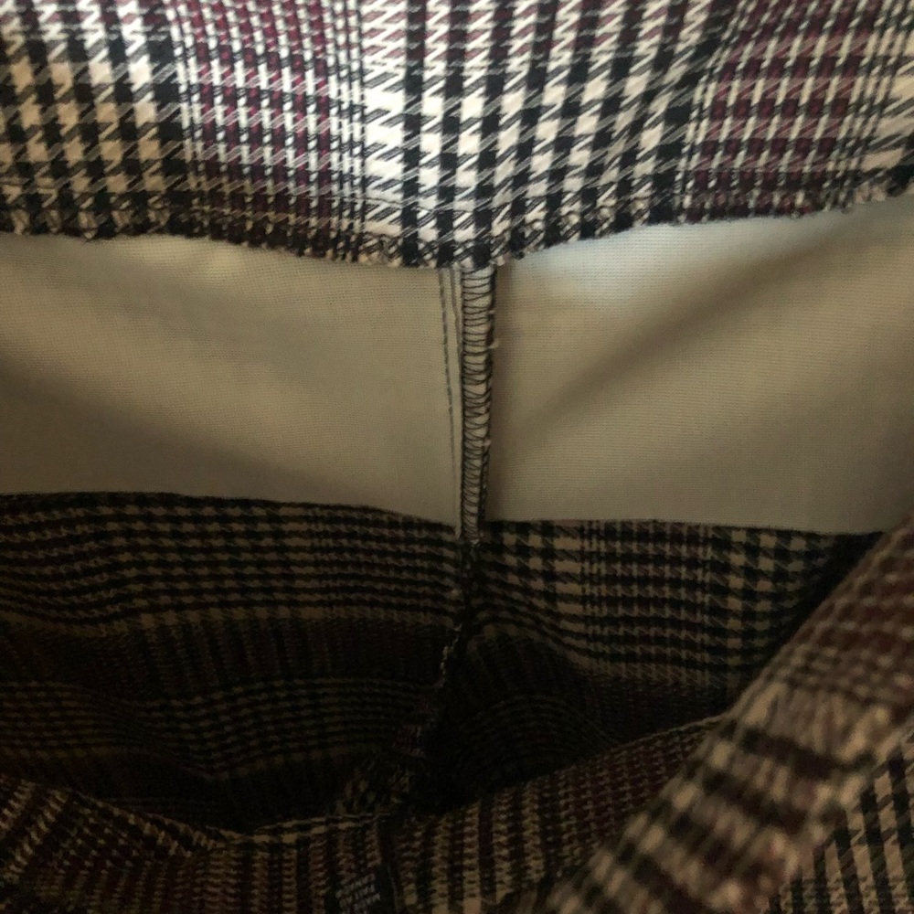 Pants up - Picture 5 of 6